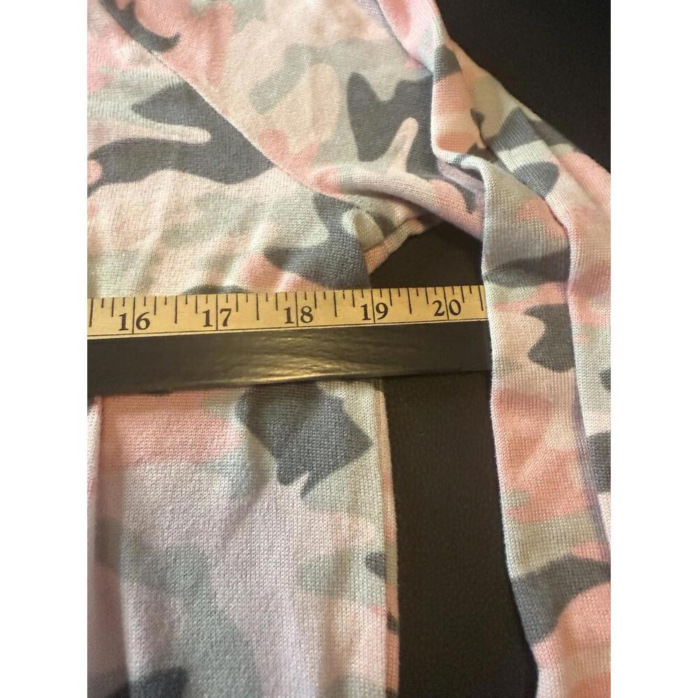 MUK LUKS  Hacci Knit Novelty Pajama Set Pink Camo Medium - Picture 6 of 12